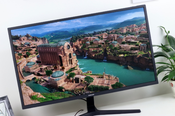 在眾多三星4K顯示器產(chǎn)品中哪些特點(diǎn)比較突出.jpg 在眾多三星4K顯示器產(chǎn)品中哪些特點(diǎn)比較突出.jpg